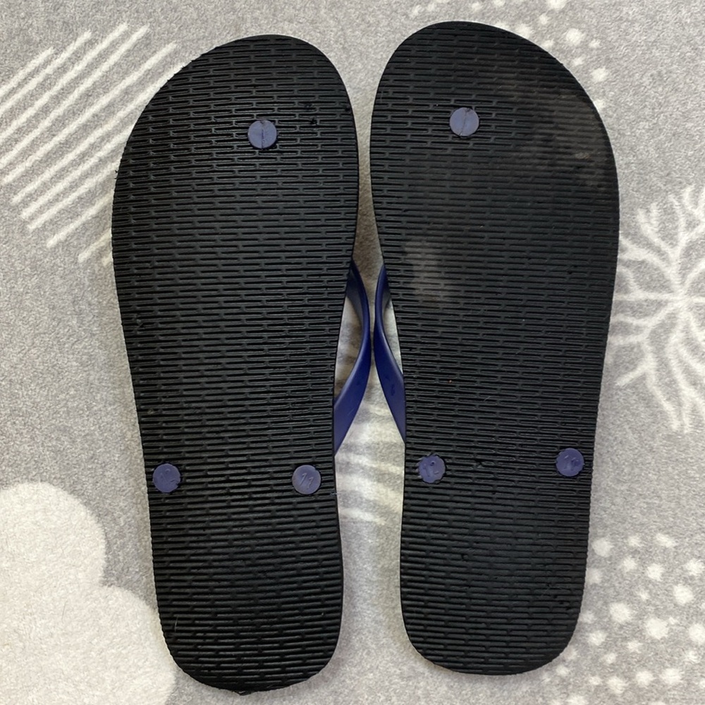 Armani Exchange Men's Black Navy & White Flip Flops Sz 11/12 - Picture 9 of 17